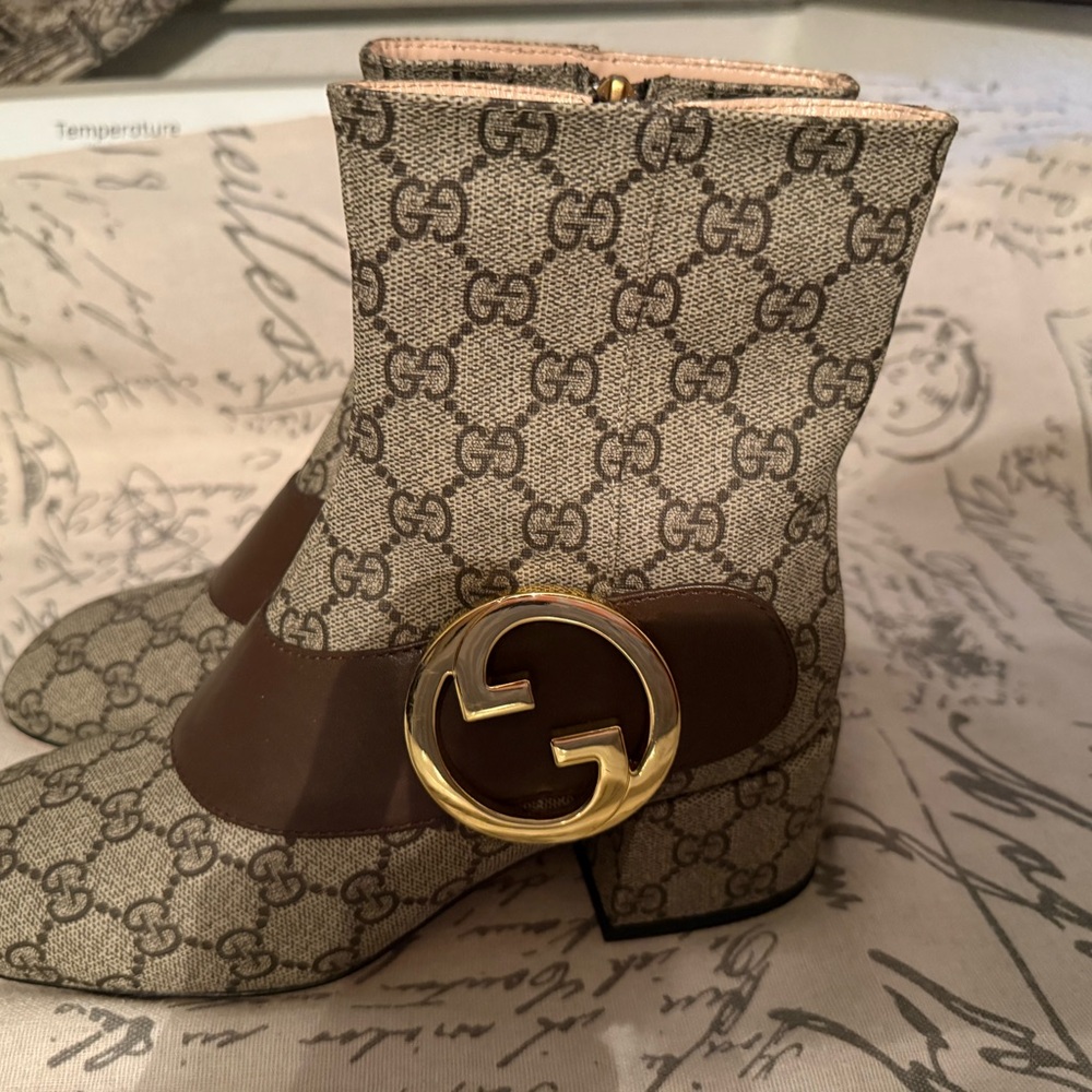 Gucci Brown GG Canvas and Dark Brown Leather Ankle Boots with Gold GG Emblem - Picture 3 of 5